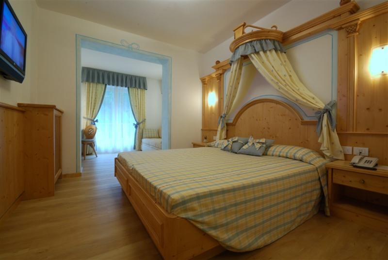 Bellaria Hotel 4*