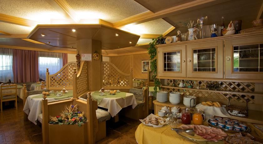 Bellaria 4*